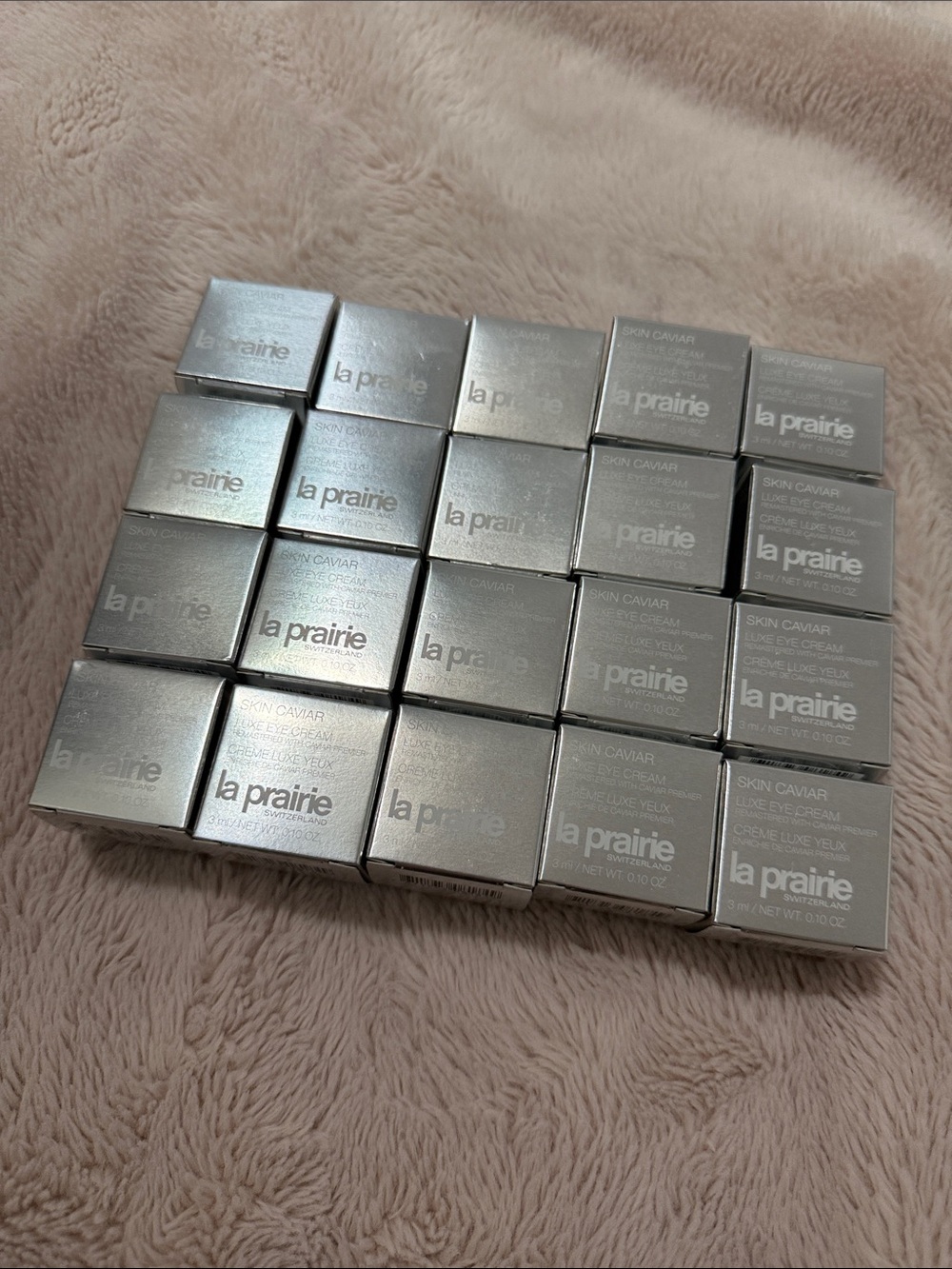 La Prairie skin caviar luxe eye cream